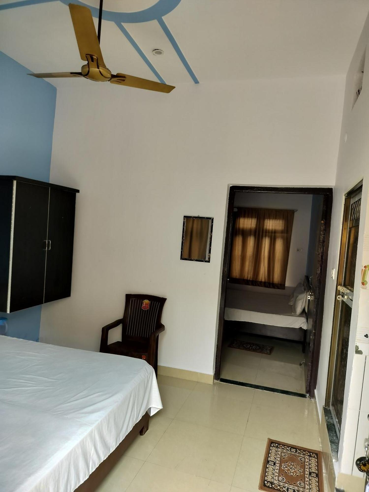 Hotel Chandrasha Villa Ayodhya Dham Ram Mandir 600 Meter Kültér fotó