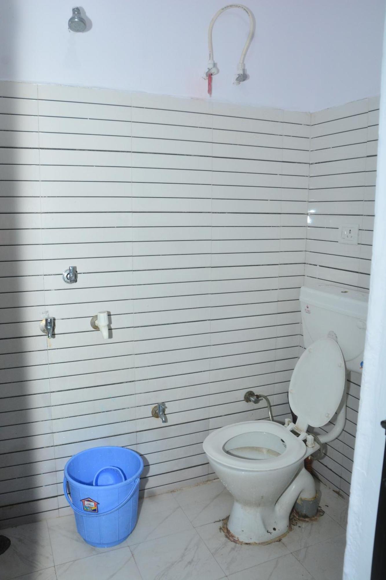 Hotel Chandrasha Villa Ayodhya Dham Ram Mandir 600 Meter Kültér fotó